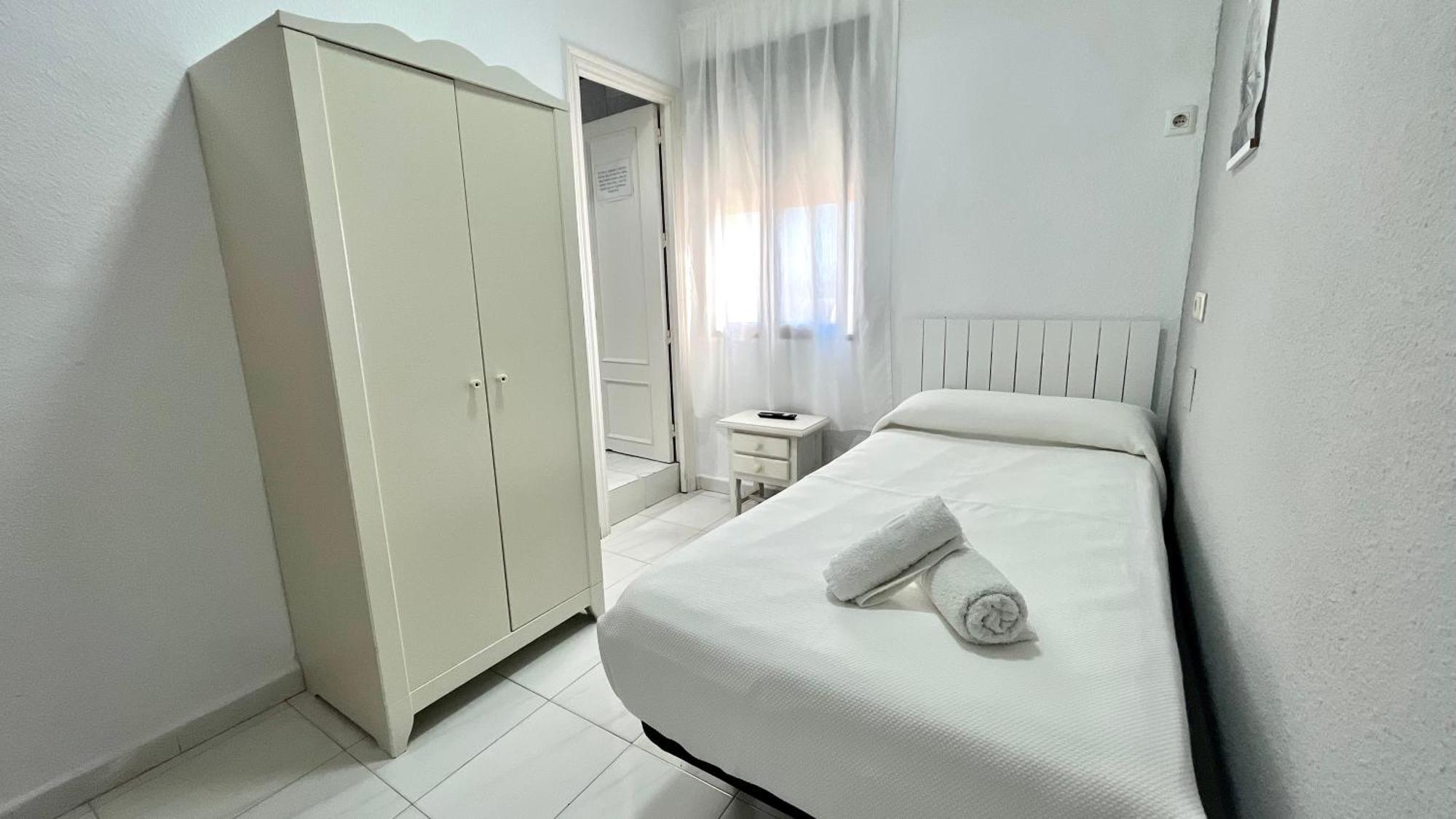 Hostal Carlos III Aldea Quintana Esterno foto